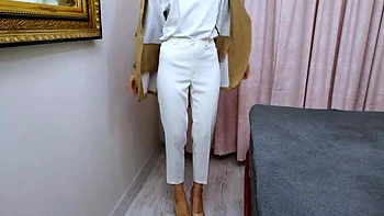 Iranian MILF Gets Perfect Creampie from Big Cock in London