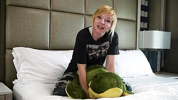 Petite Blonde Amateur Talks Dirty While Fucking Herself