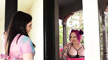 Kelly's Hardcore Trans Blowjob & Anal in Fishnets