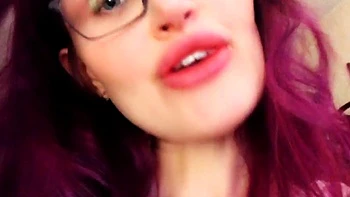 Big Tits Amateur Webcam Girl Masturbates