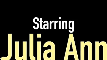Julia Ann’s Huge Ass and Tits Live