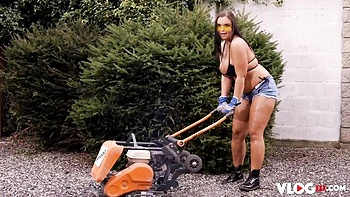 XXX VLog BTS: Sucking Big Cock & Ass Tease