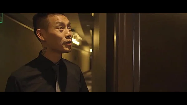 Cougar Simone Sonay Hunts For Young Hard Cock