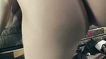 Drei Huren Im Asiatischen Puff Gefickt