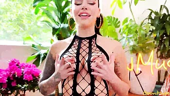 Zac and Suttin's pussy licking trailer