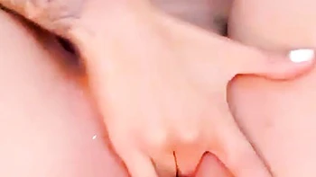 Rough baby girl's hd dirt